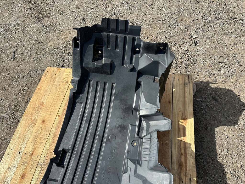 фото №10, Підкрилок перед передні праве nissan titan 2016+