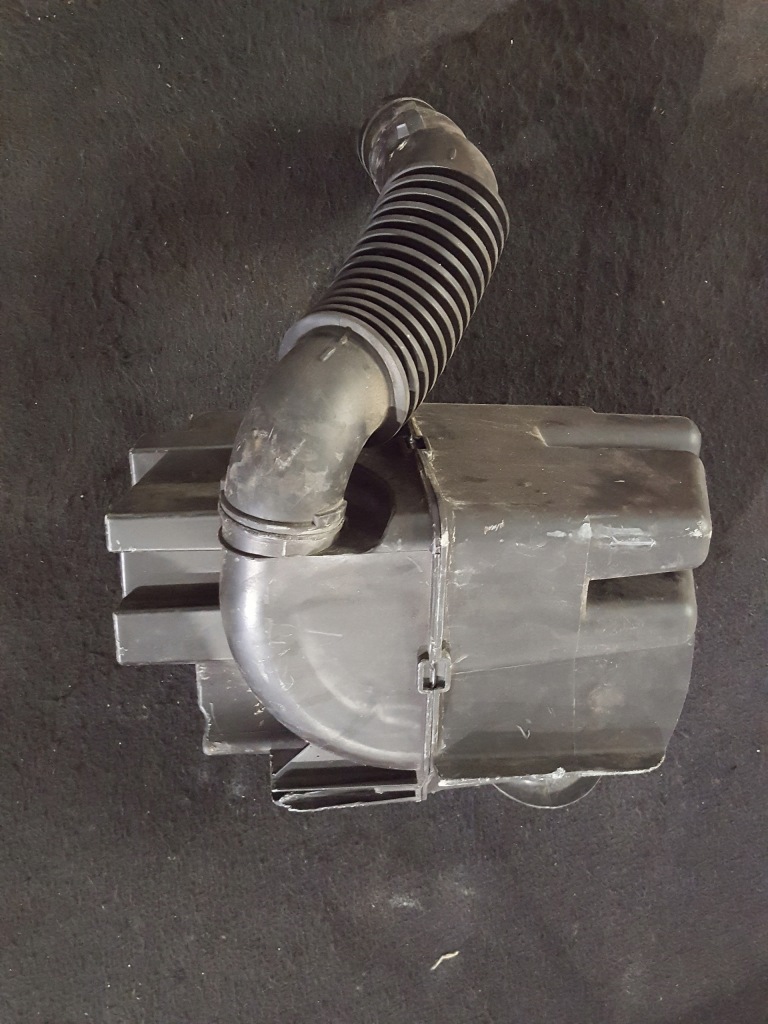 фото №1, Peugeot 206 plus + 1.1 1.4 резонатор повітря