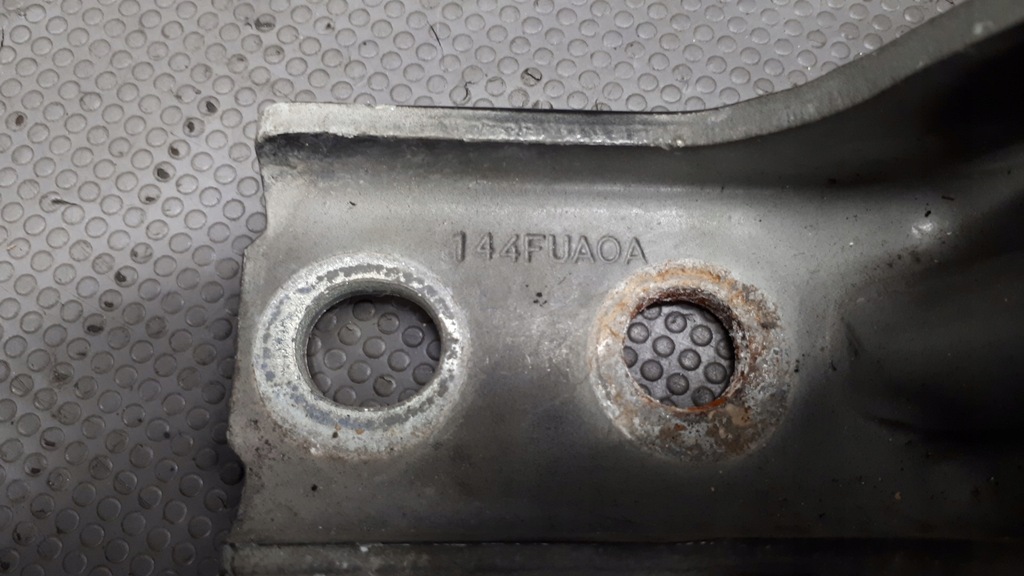 фото №7, Петля дверь правый задняя нижний toyota aygo