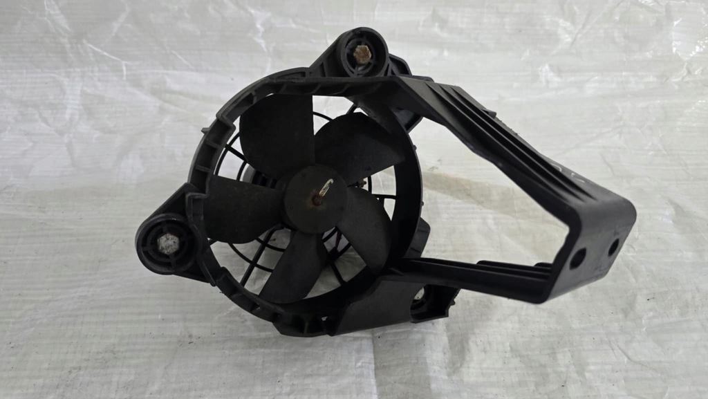 фото №1, Вентилятор renault twingo iii 214816977r