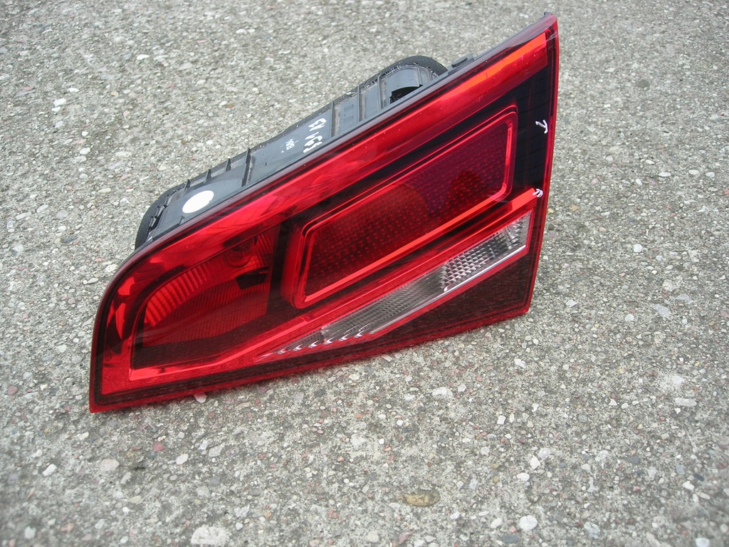 фото №1, Лампа r задняя w крышка audi a3 sportback 8v4945076