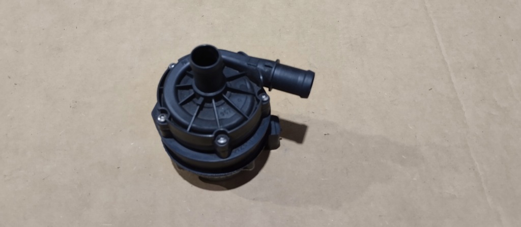 Купити Насос помпа води renault kangoo iii iv 23r 0392024155