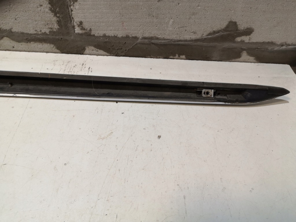 фото №6, Молдинг порог правая audi a4 b9 s-line 8w0