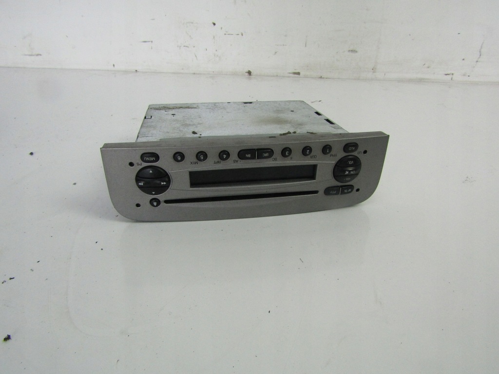 фото №1, Alfa romeo 147 радіо заводський