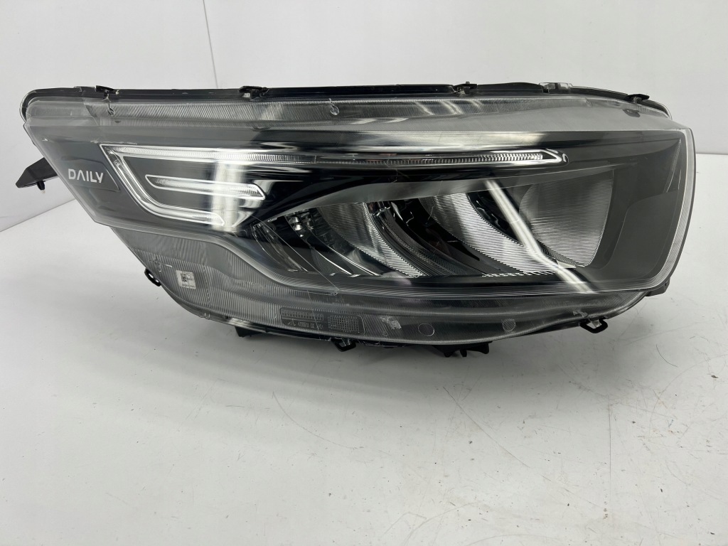 фото №1, Iveco daily iv lift 19- фара правий full led лампа права 5802711799