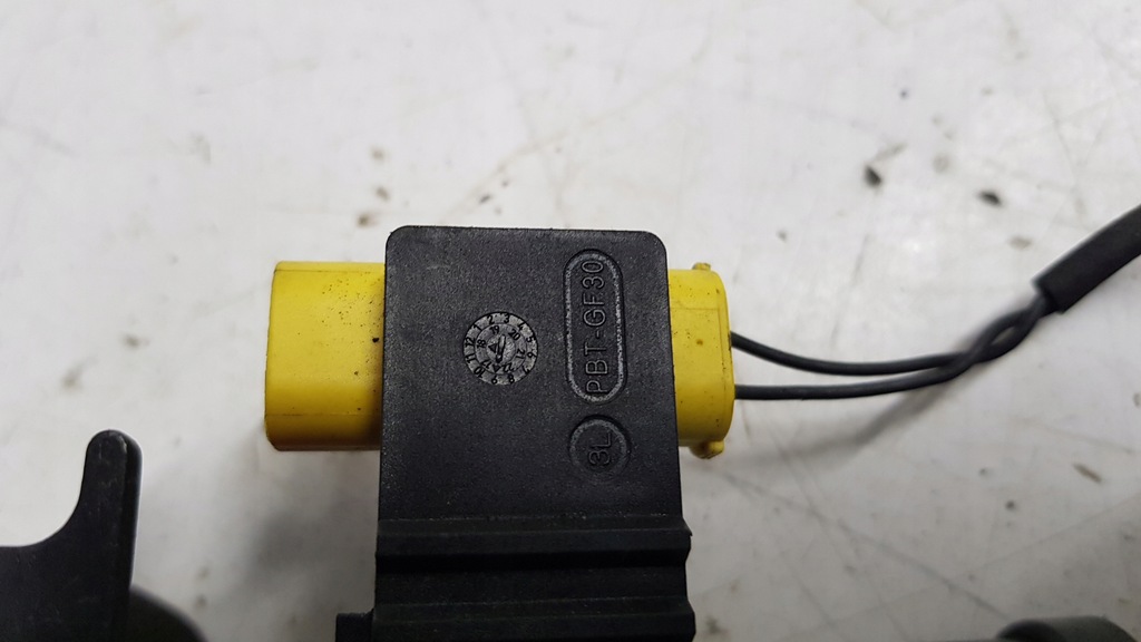 фото №12, Відбійник патрон капот bmw g11