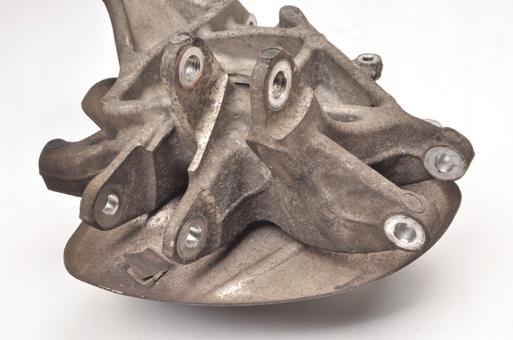 фото №10, Aston martin db11 поворотный кулак правый задняя hy53-5a970-ac