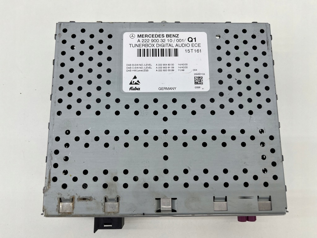 фото №1, Mercedes w205 усилитель радио a2229003210