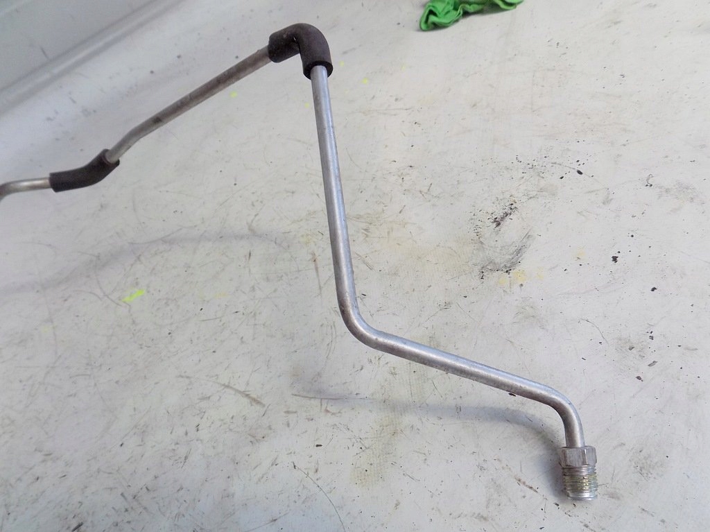 фото №6, Volvo v40 lift 1.8 шланг кондиционера