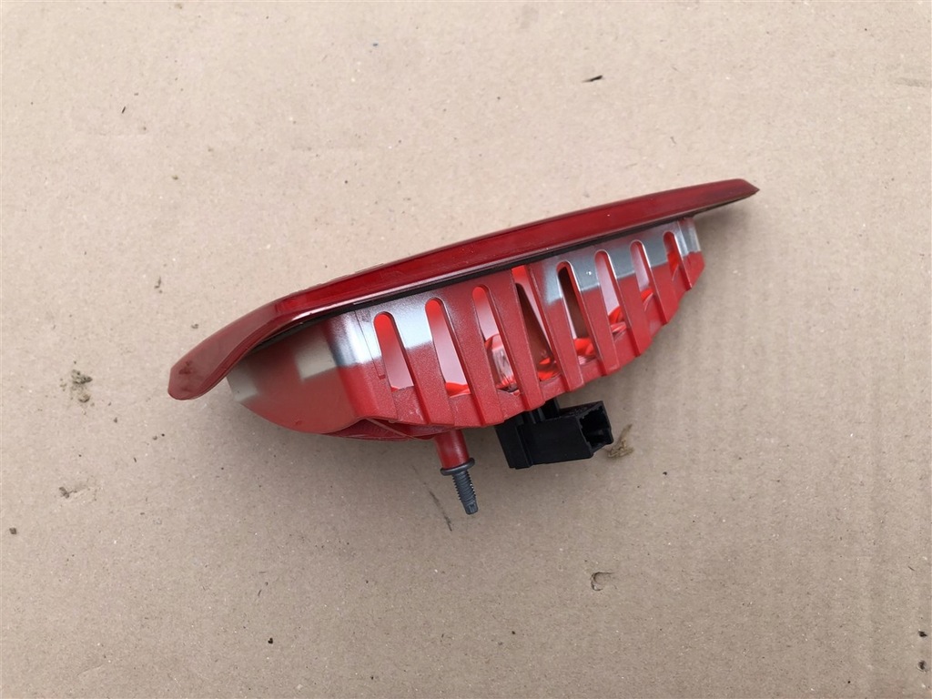 фото №4, Світло стоп w двері задня renault master iii iv