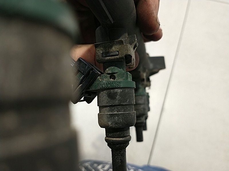 фото №9, Молдинг впрыскная kia rio i 0k30c1315x