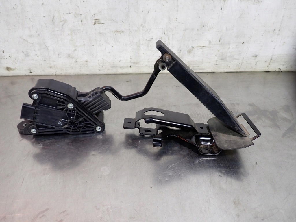 фото №1, Педаль газа honda civic 1.4 viii fd3