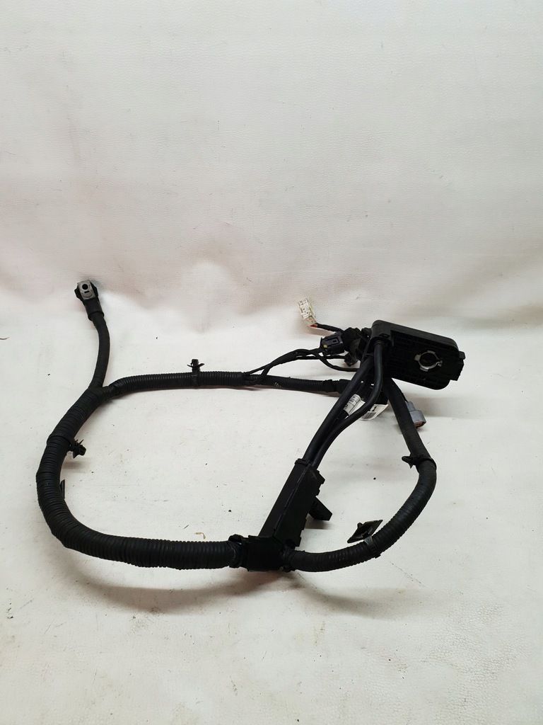 фото №5, Hyundai ix35 09-15 электропроводка клемма плюсовая аккумулятор 91850-2y110