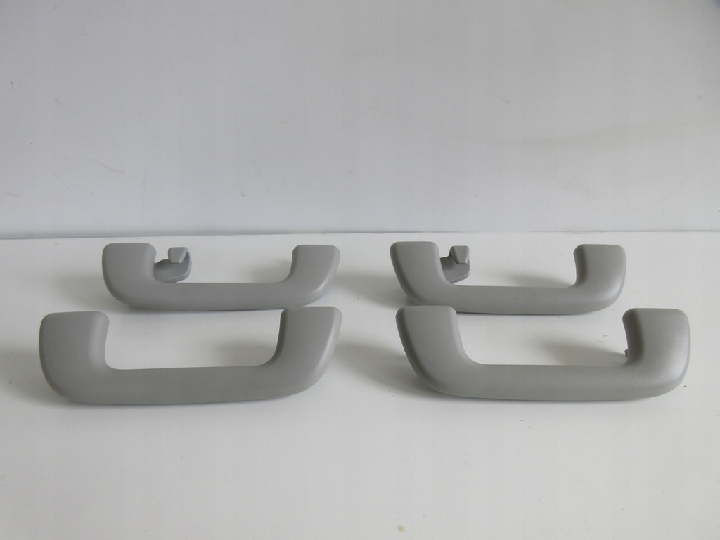 фото №1, Prius plus ручки потолочный комплект