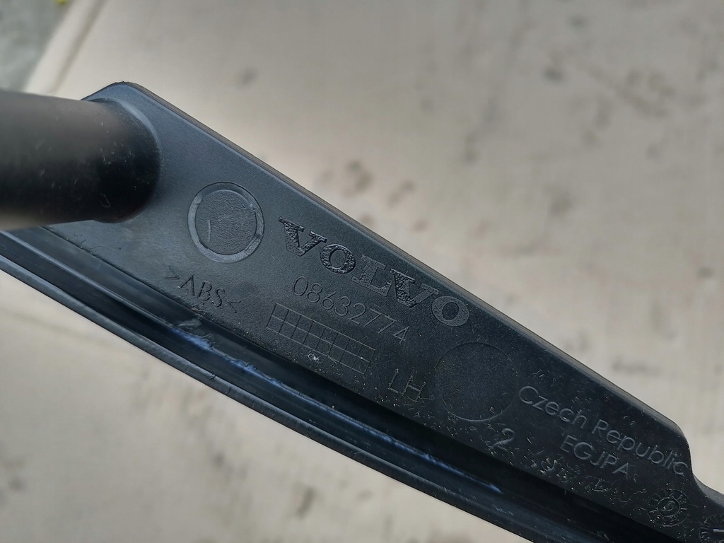 фото №5, Шторка жалюзі бардачок тунель volvo v40 ii