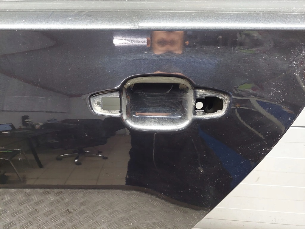 фото №13, Audi a8 s8 d4 4h 4h0833311 задняя сторона левая дверь