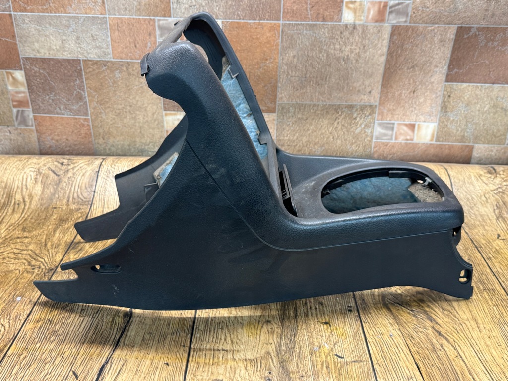 фото №4, Audi a4 b5 przed lift туннель средний перед передний рамка радио przed lift \