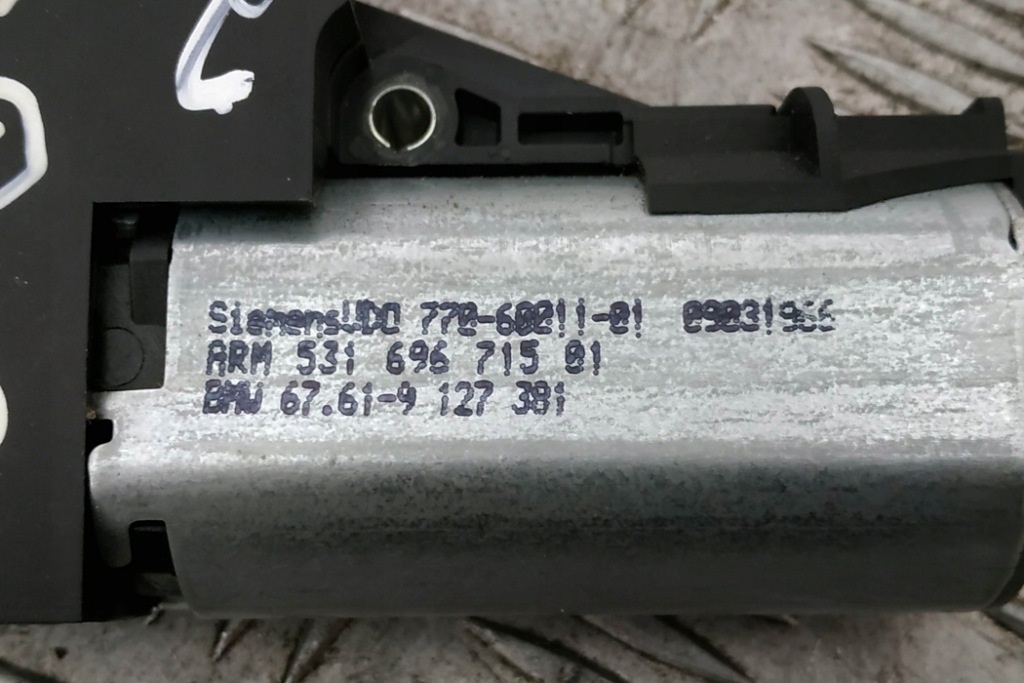 фото №8, Моторчик люк bmw 5 gran turismo f07 9127381 3.0l дизель 220kw