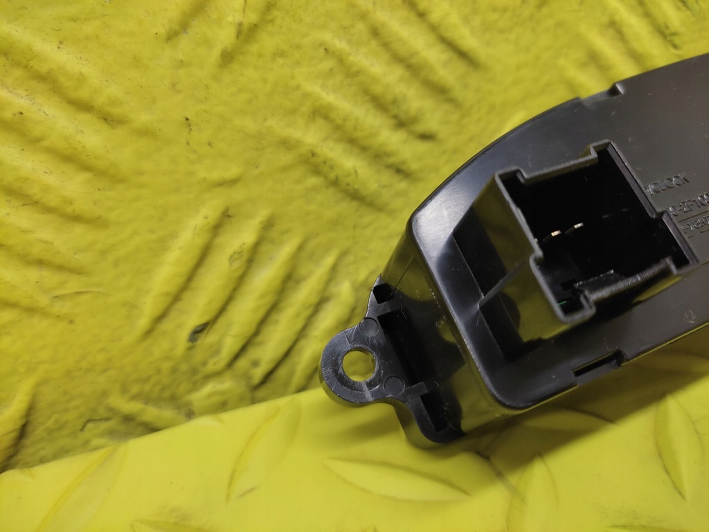 фото №4, Kia cerato дисплей годинник 945002f100