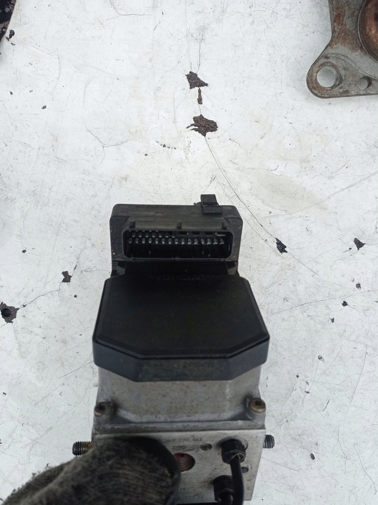 фото №6, Насос тормозная abs audi a6 c5 2,5tdi 8e0614111h