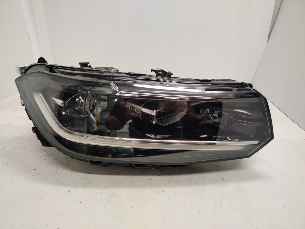 фото №1, Vw t-cross lift iq light matrix лампа правая