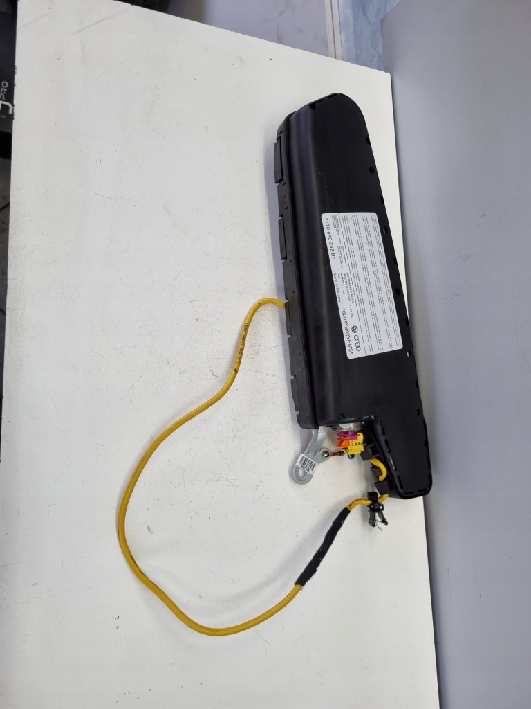 фото №5, Подушка бічна права сидіння audi vw touran caddy