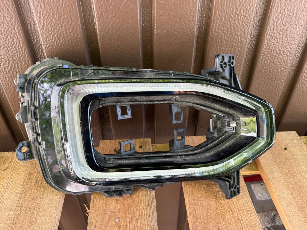 Купить Фара перед правый  противотуманная фара vw t-roc led drl 2ga941056h поворотник led