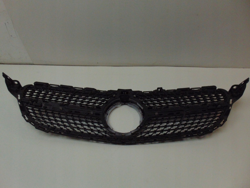 фото №10, Решётка радиатора решётка радиатора mercedes w205 a2058802104