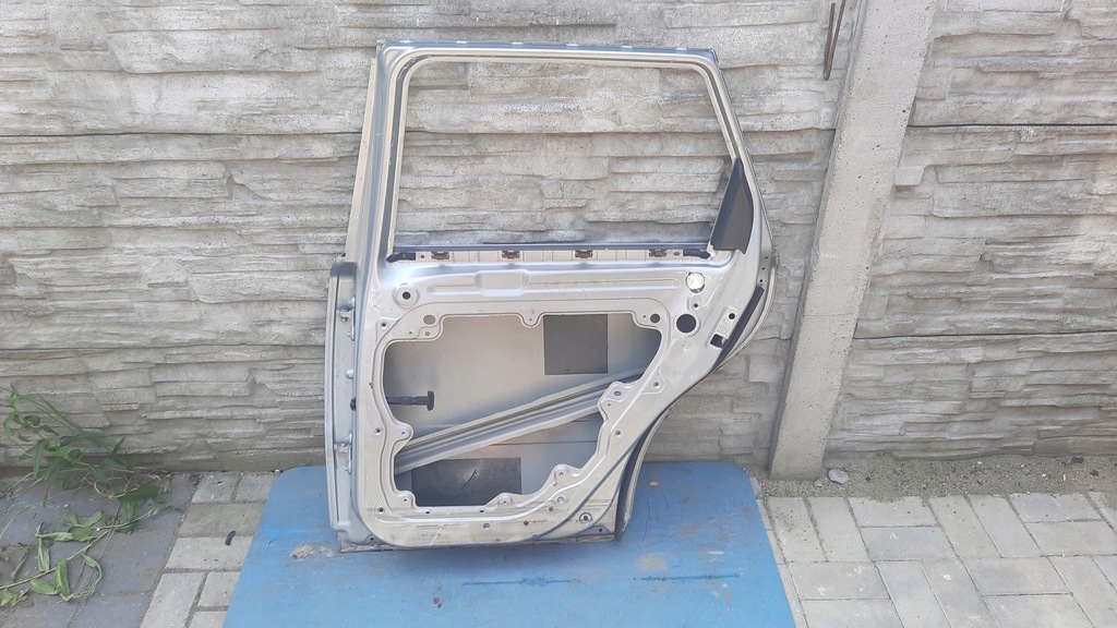 фото №14, Дверь правое задняя volvo v50 06r