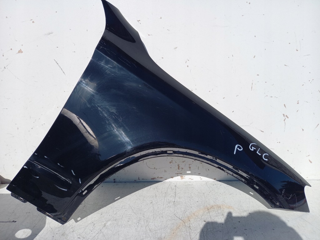 Купить Крыло  правый  перед mercedes glc