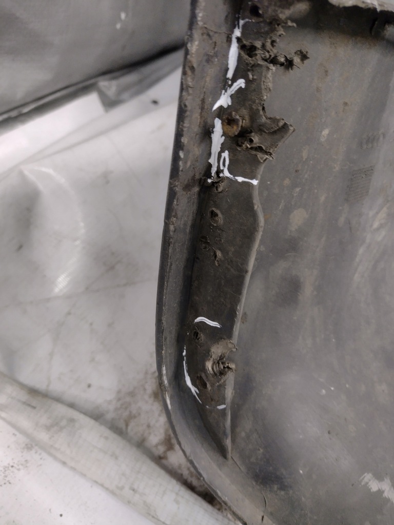 фото №12, Бампер передний audi a6 c5 kombi k: lz9u