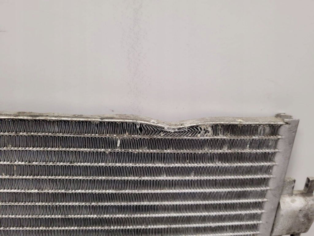 Купити Радіатор кондиціонера nissan qashqai j11 2018 921009251r