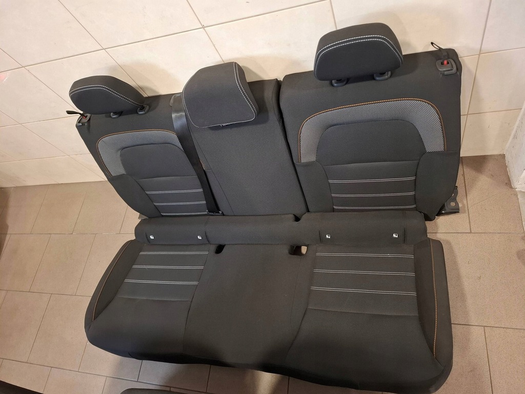 фото №2, Sandero iii stepway сиденья + заднее сиденье задняя