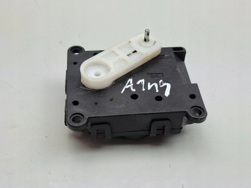 фото №1, Kia rio 2011 моторчик отопителя