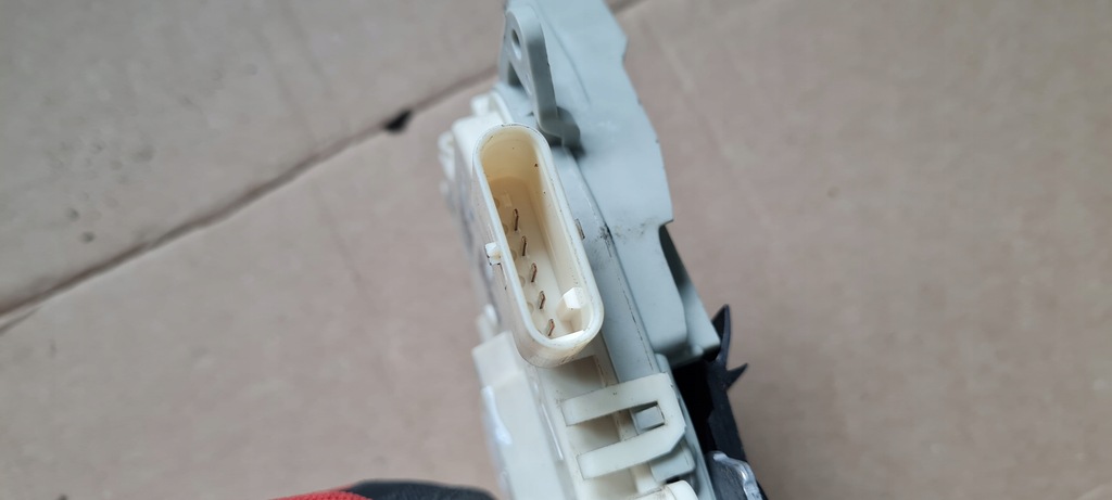 фото №6, S3 8v sedan a3 замок дверь правый задняя 8k0839016 5 pin a4 b8 a5