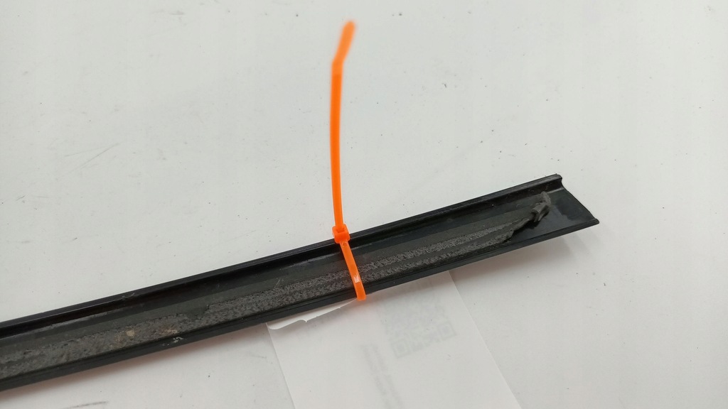 фото №11, Bmw 4 f32 f33 2018 всі молдинг / прокладка скло двері