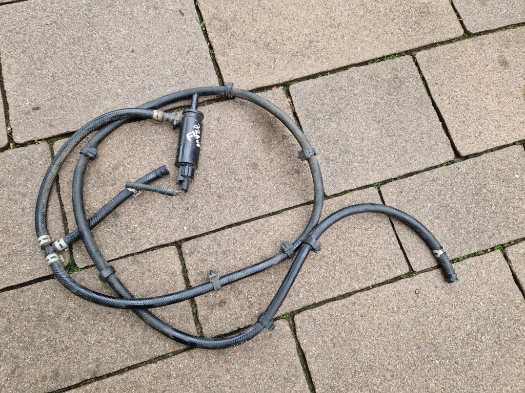 фото №1, Bravo ii шланги омивача лампа+ помпа 07-2014