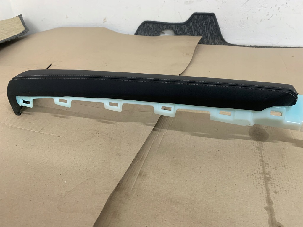 фото №11, Ford mustang mach-e rwd 21r молдинг декодер защита панели консоли оригинал