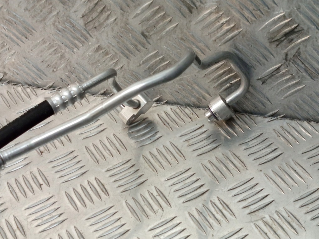 Bmw u06 u11 шланг труба пабтрубок  кондиционера 5a27124 с Разборки