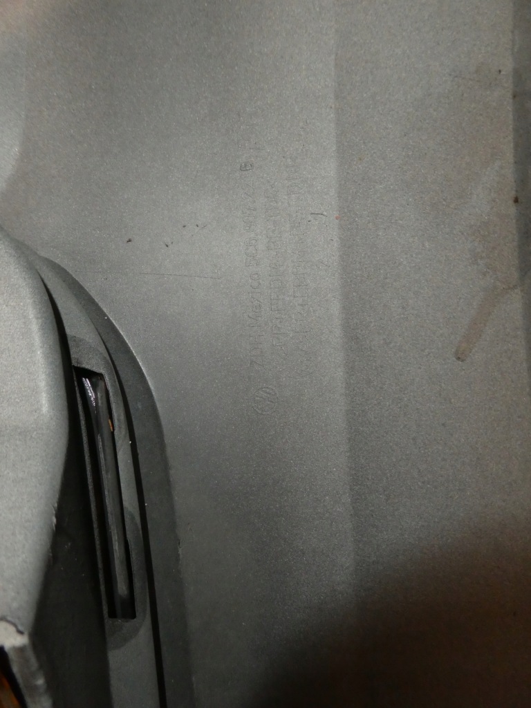 Vw jetta vi 5c6 5c6807221b бампер перед передний pdc омыватель Киев