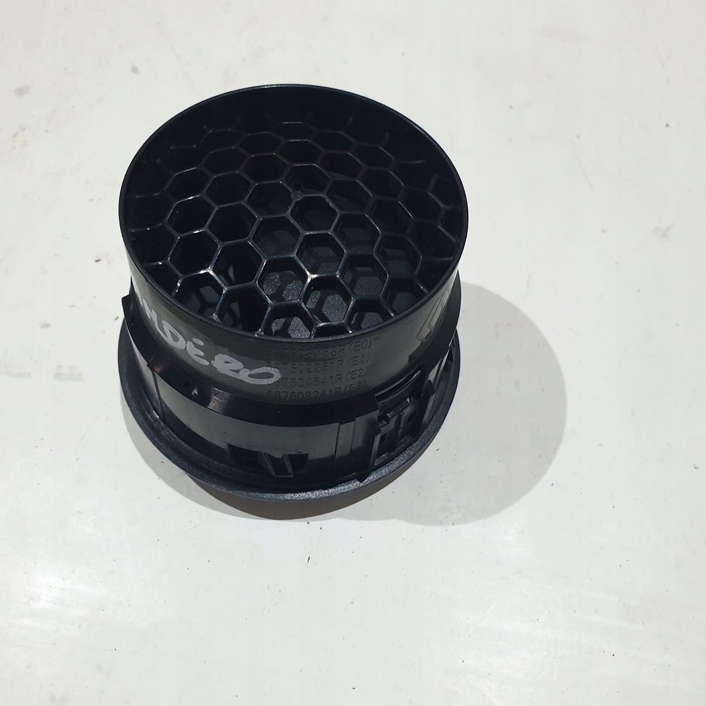 фото №8, Решітка обдув консолі впуск dacia sandero ii