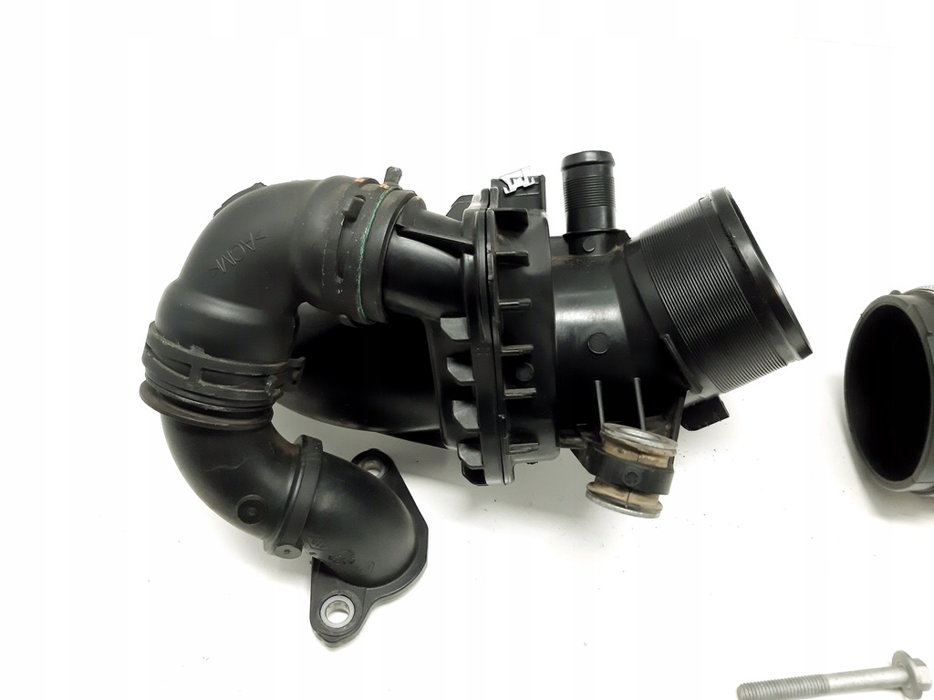 фото №8, Труба повітрозабірник повітря турбіни renault trafic iii 1.6 dci r9me414 165761844r