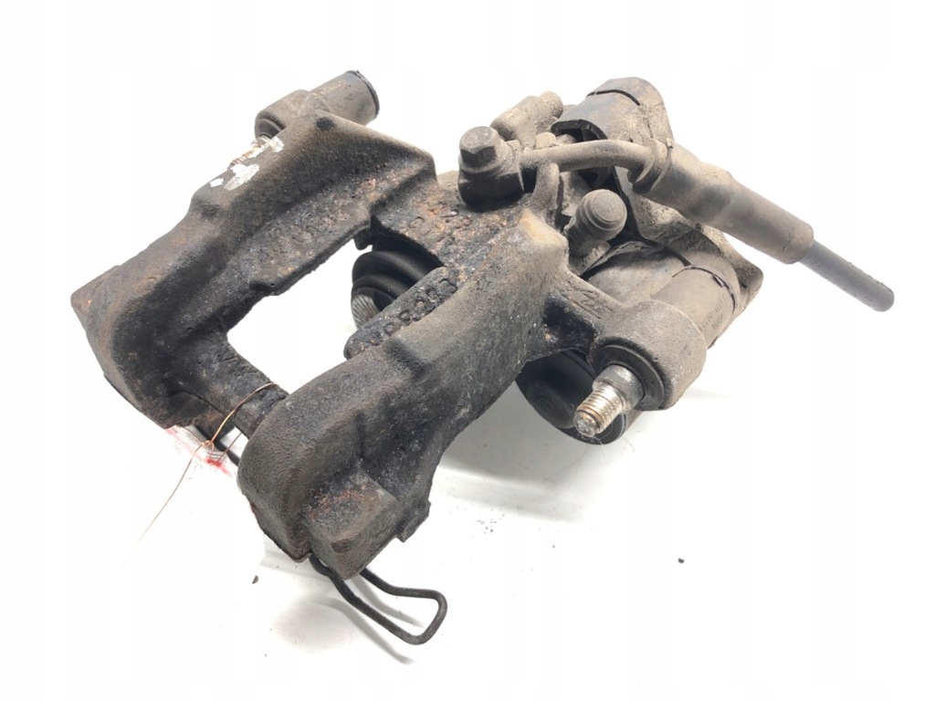 фото №1, Суппорт левый задняя vw arteon хэтчбек 3q0615405p