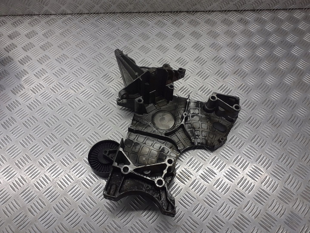 фото №2, Кронштейн генератора land rover freelander ylu103010