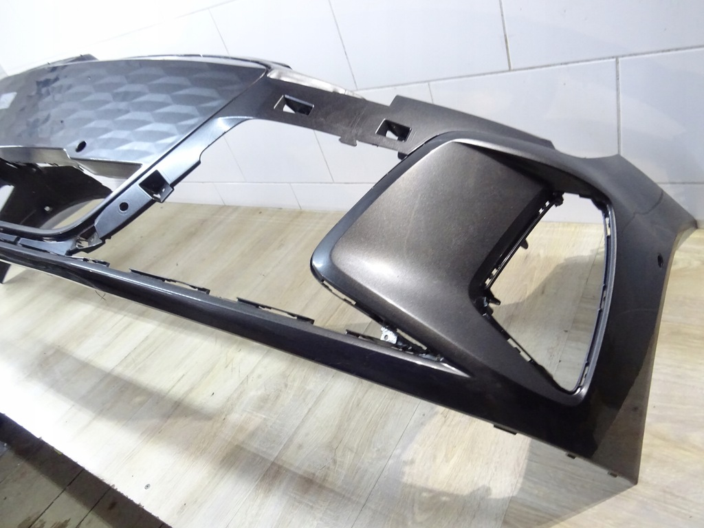 фото №8, Audi gt rs e-tron 4j3 бампер перед оригинал a088