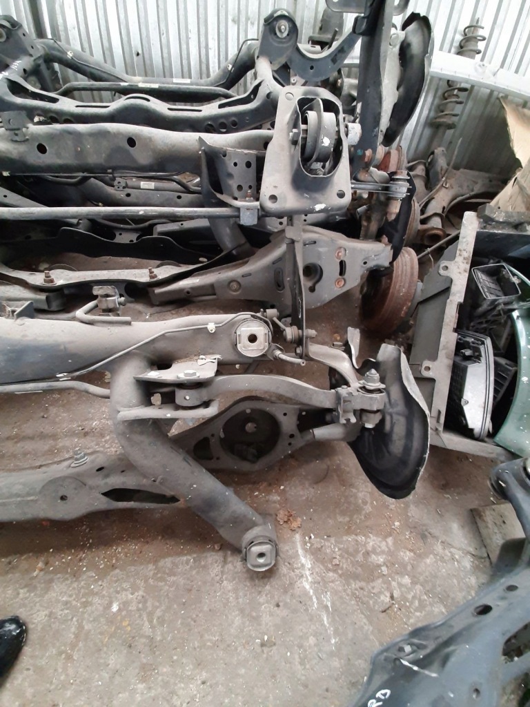 фото №10, Задня балка 4x2 skoda superb 5n0505235q