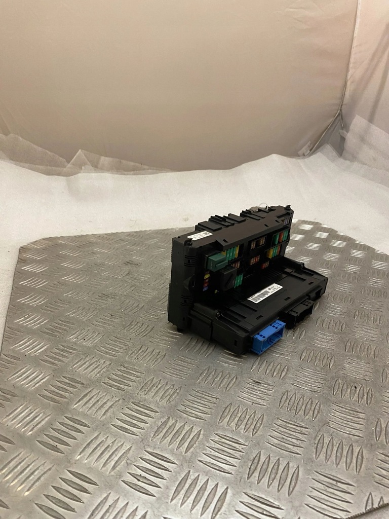 фото №5, Bmw x4 f26 2018 рамка / модуль запобіжників 317033444