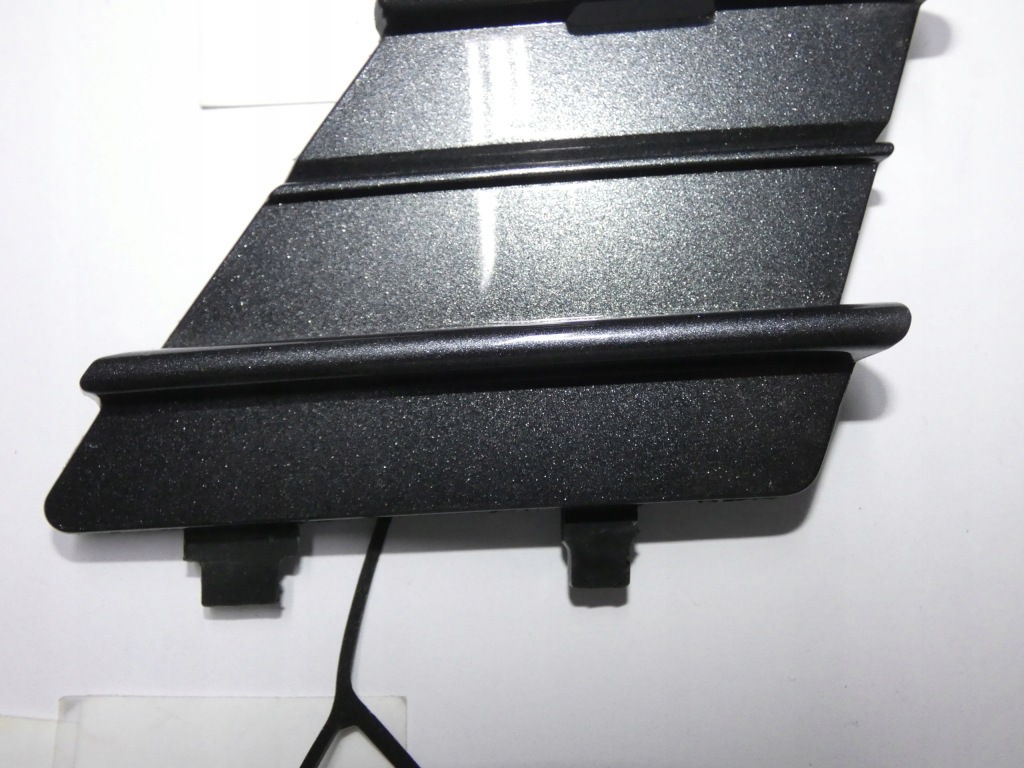 фото №13, Заглушка решётки центральной бампера, защита фаркоп hol. toyota yaris iii lift