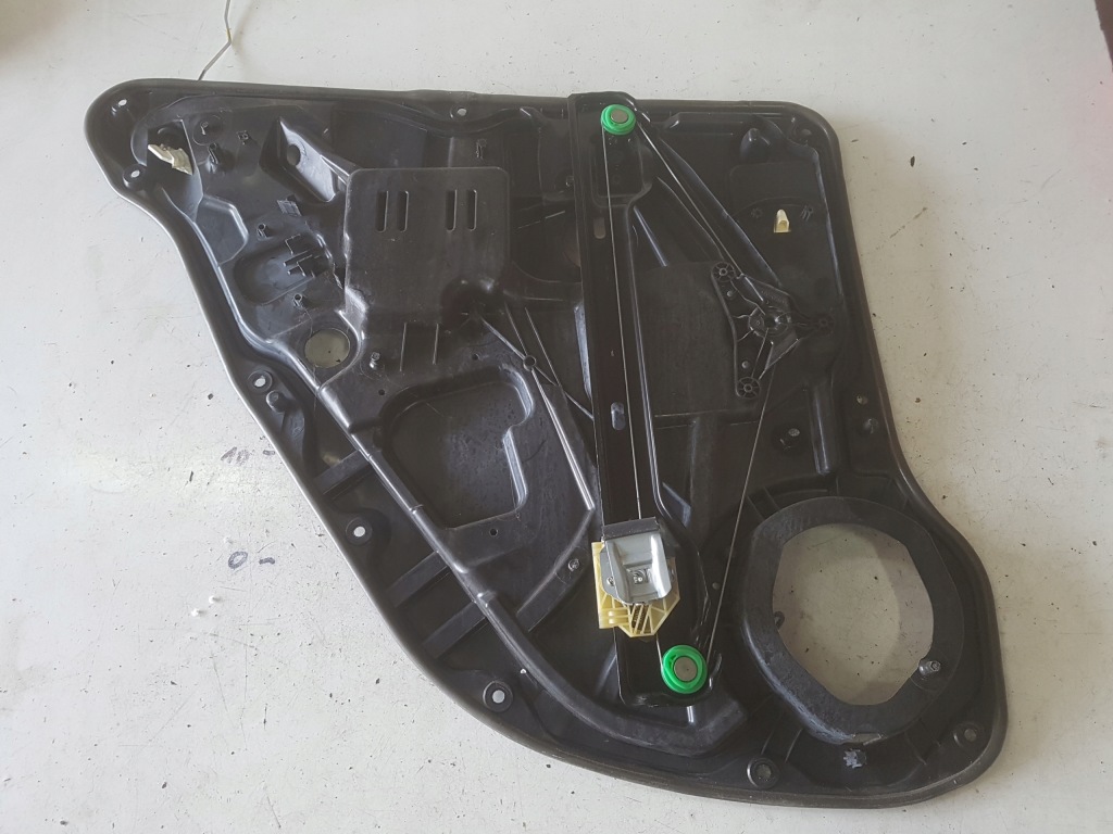 фото №1, Mercedes ml w166 12r- подъемник стекло правый задняя