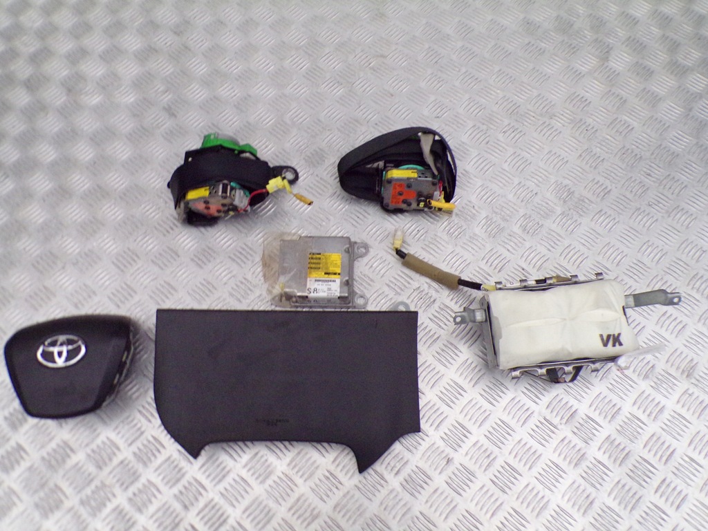 фото №1, Подушка подушки безпеки подушка безпеки комплект toyota verso 10r